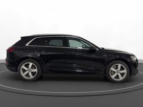 
									Audi E-tron 2019 full								