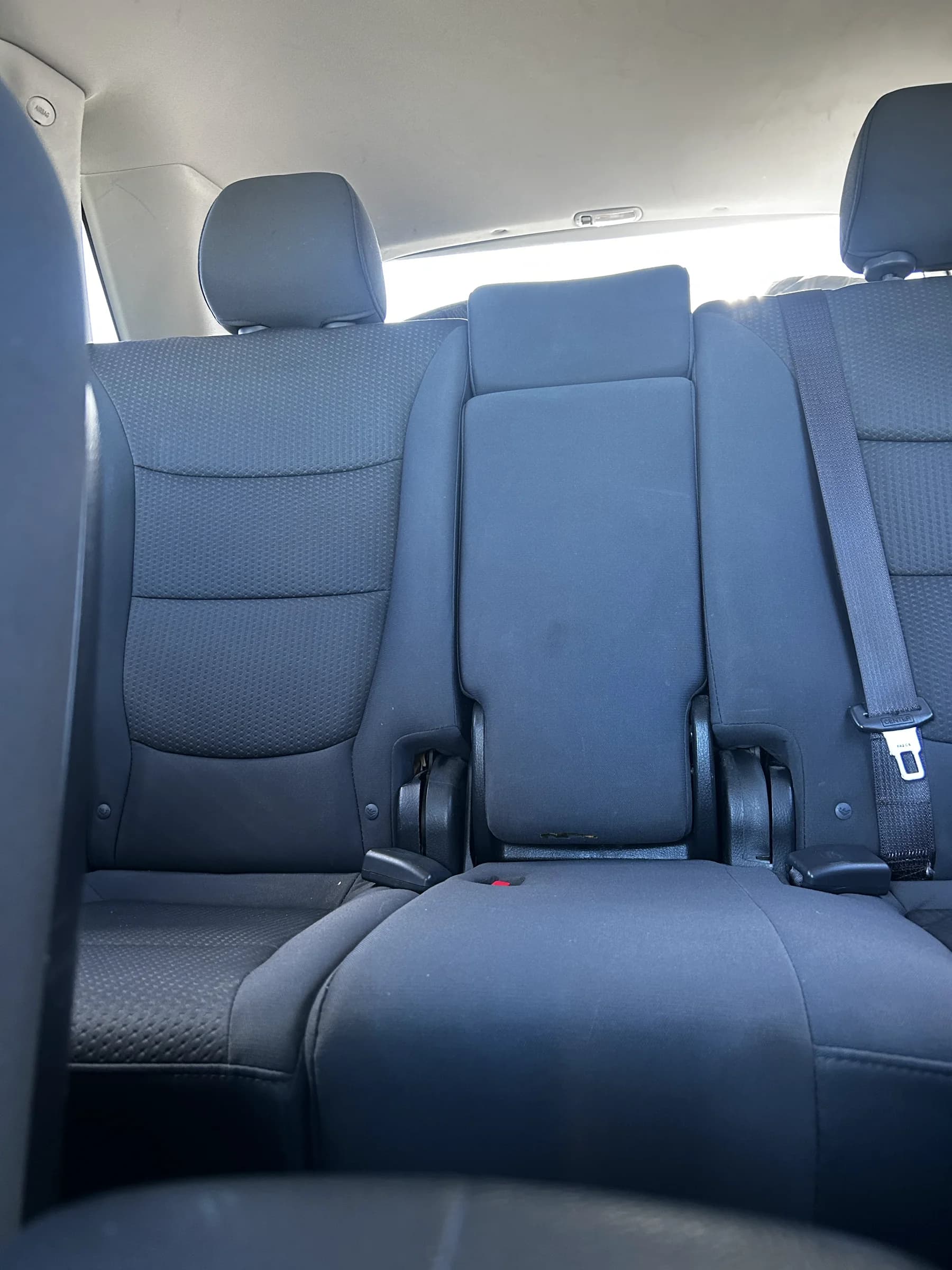 2013 Kia Sorento LX cloth rear seats