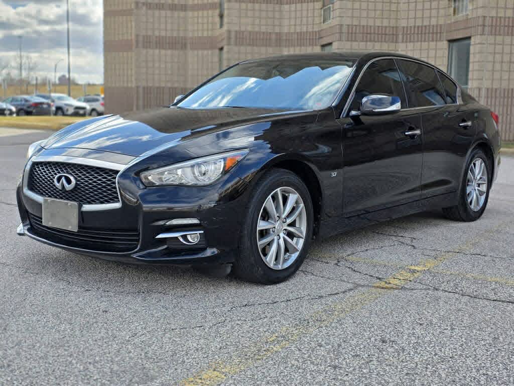 Infiniti Q50 2014