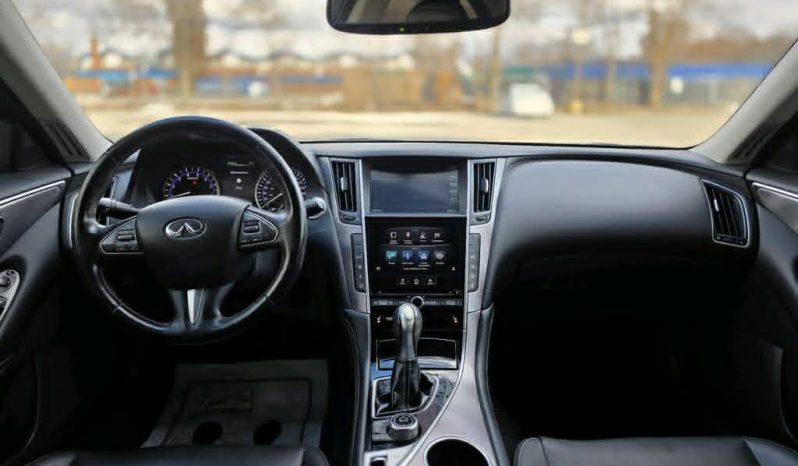 Infiniti Q50 2014
