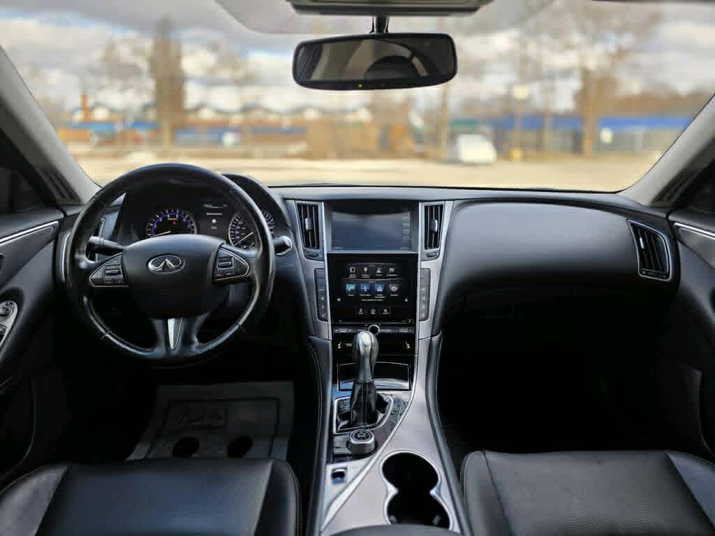 Infiniti Q50 2014