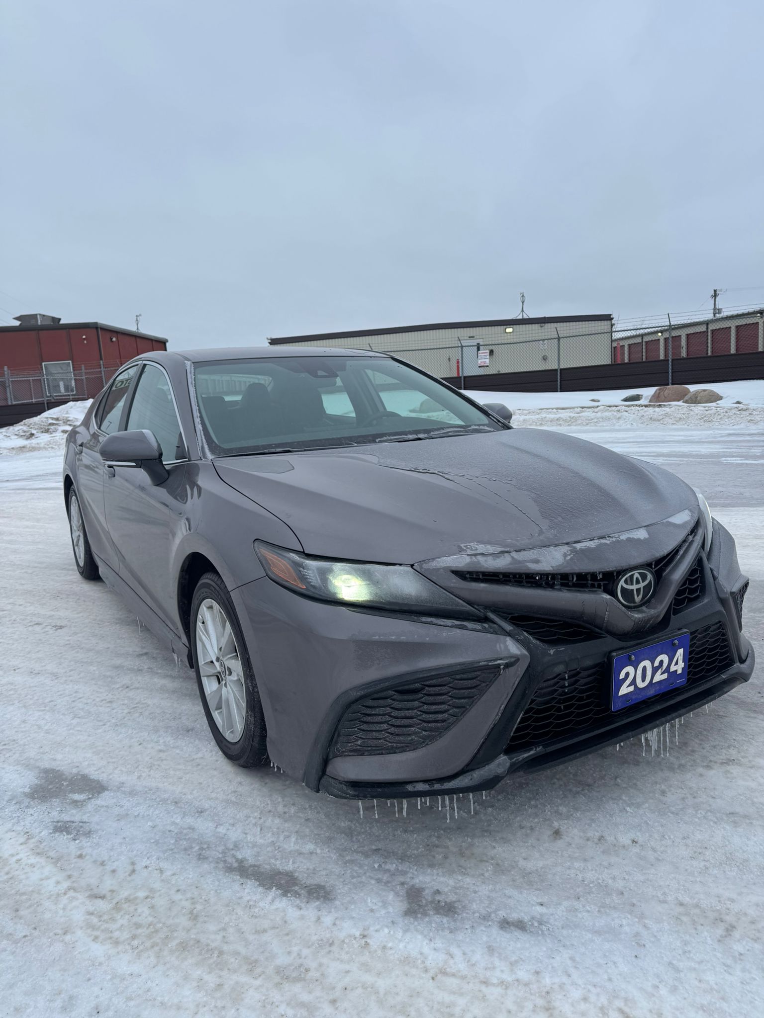 Toyota Camry AWD LE/SE 2024