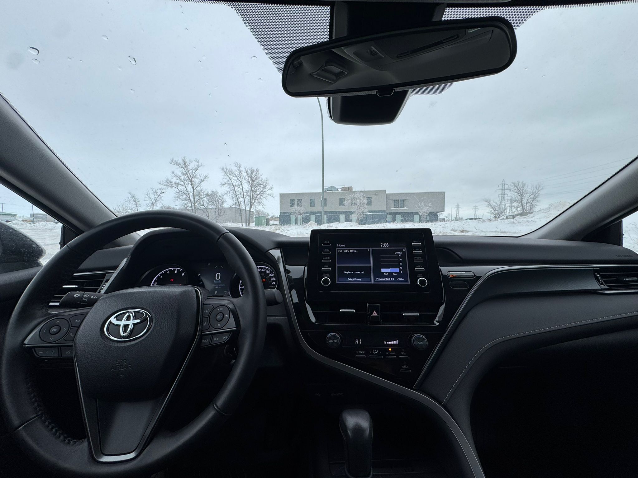 Toyota Camry AWD LE/SE 2024