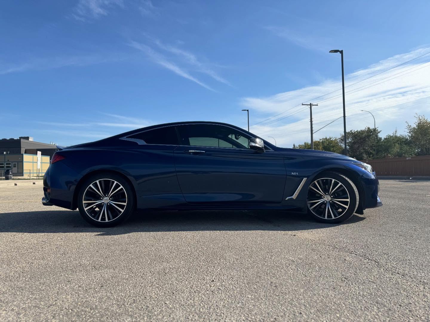 2017 Infiniti Q60