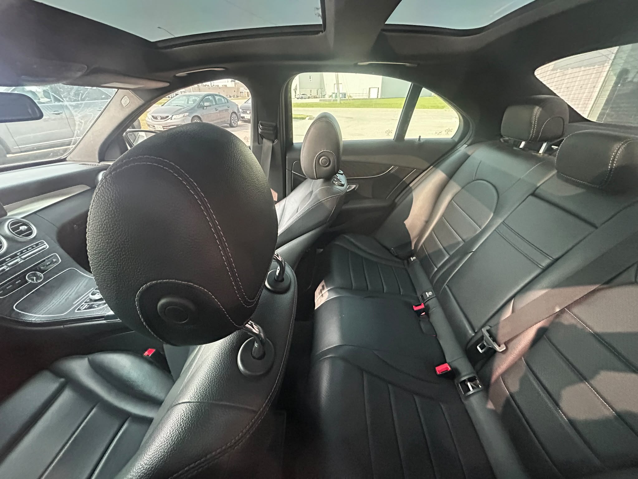 2015 Mercedes-Benz C300